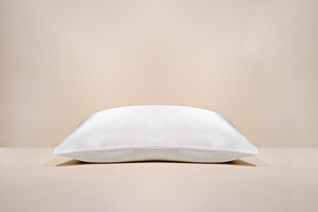 Mulberry Silk Pillowcase + Hyaluronic Acid